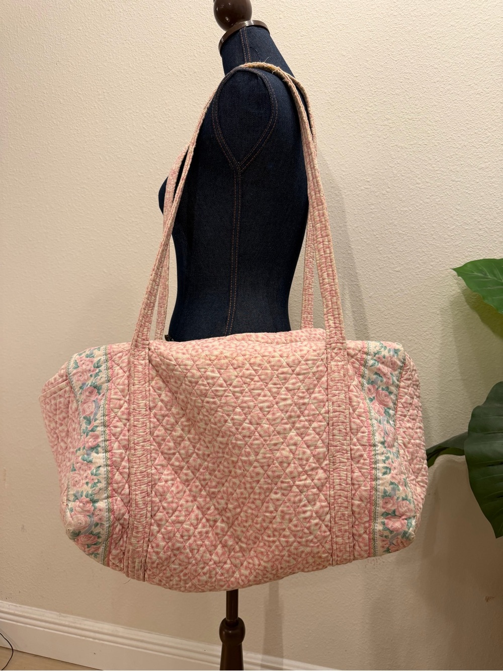 Vera Bradley Pink Delft Quilted Duffle Bag - Picture 8 of 13